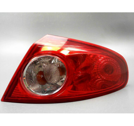 FEU ARRIERE DROIT GM DAEWOO LACETTI
