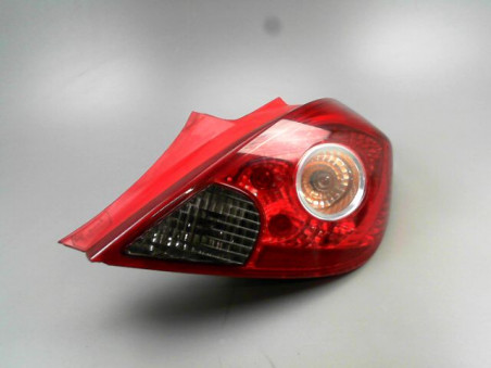 FEU ARRIERE DROIT OPEL CORSA 2007