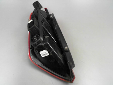 FEU ARRIERE DROIT FIAT PUNTO 2012