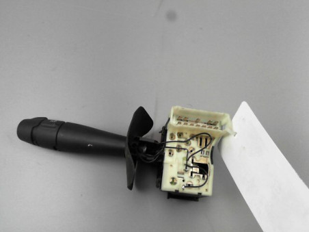 COMMANDE ESSUIE GLACE RENAULT CLIO 2003