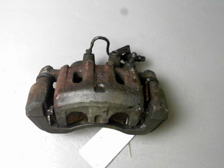 ETRIER DE FREIN AVANT DROIT MITSUBISHI PAJERO 2004