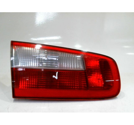 FEU ARRIERE INTERIEUR GAUCHE RENAULT LAGUNA II Phase 1 2000-2005