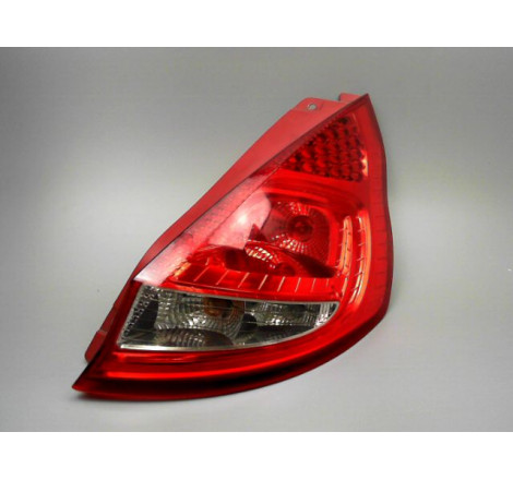 FEU ARRIERE DROIT FORD FIESTA