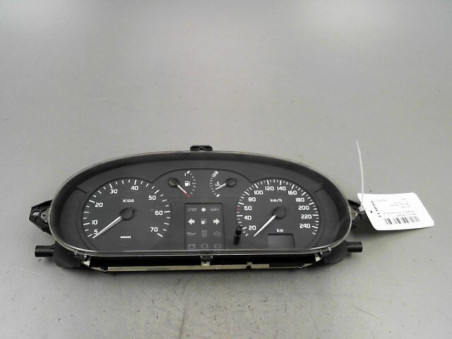 BLOC COMPTEURS RENAULT MEGANE 2003