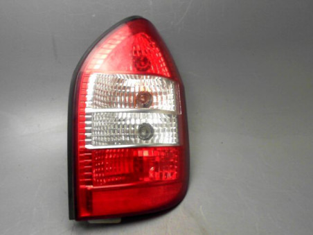 FEU ARRIERE DROIT OPEL ZAFIRA 2003
