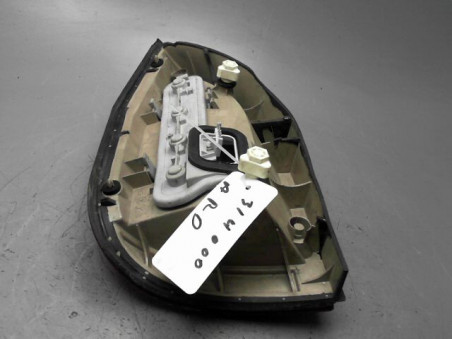 FEU ARRIERE DROIT OPEL ZAFIRA 2003