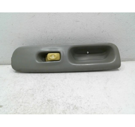 COMMANDE LEVE-GLACE PORTE AVD RENAULT TWINGO