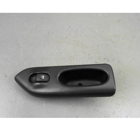 COMMANDE LEVE-GLACE PORTE ARD RENAULT LAGUNA I Phase 2 1998-2000