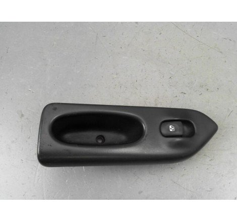 COMMANDE LEVE-GLACE PORTE ARG RENAULT LAGUNA I Phase 2 1998-2000