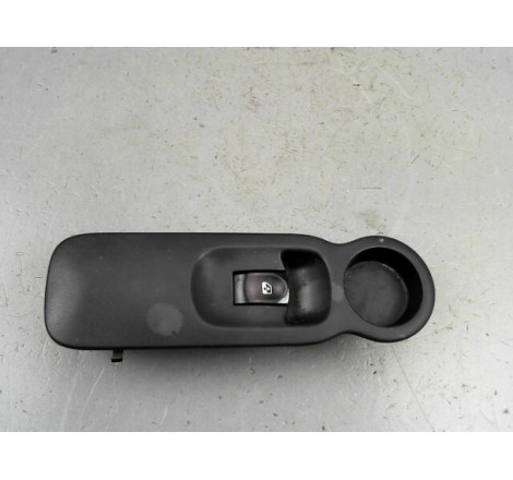 COMMANDE LEVE-GLACE PORTE AVD RENAULT MODUS