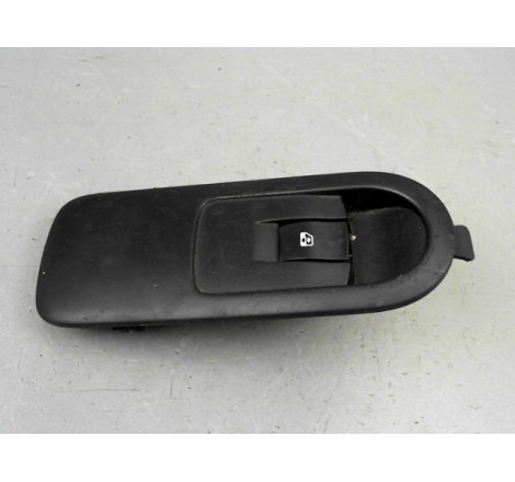 COMMANDE LEVE-GLACE PORTE AVD RENAULT SCENIC MONOSP. II Phase 1 2003-2006