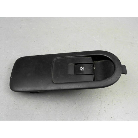 COMMANDE LEVE-GLACE PORTE AVD RENAULT MEGANE 2006