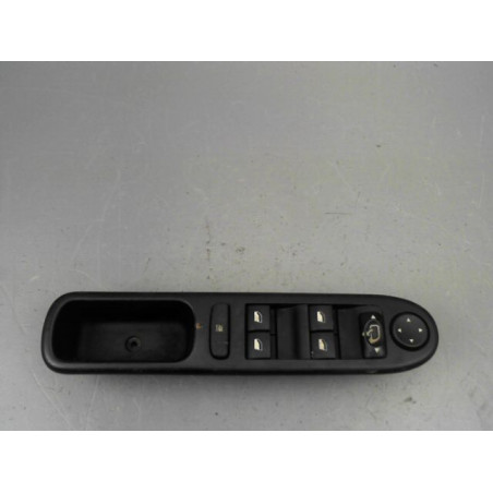 COMMANDE LEVE-GLACE PORTE AVG PEUGEOT 107 2006