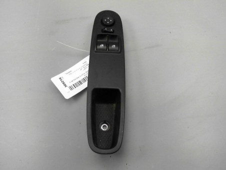 COMMANDE LEVE-GLACE PORTE AVG FIAT PUNTO 2011
