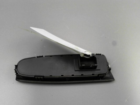 COMMANDE LEVE-GLACE PORTE AVG FIAT STILO 2004