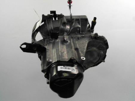 BOITE A VITESSE MECANIQUE RENAULT CLIO 2001