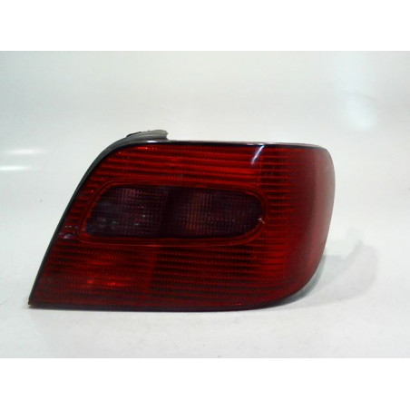 FEU ARRIERE DROIT CITROEN XSARA 1998
