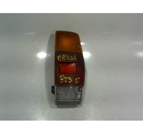 FEU ARRIERE DROIT MAZDA 323 BREAK 87-89