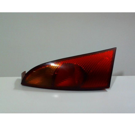 FEU ARRIERE GAUCHE  FORD FOCUS I 1998-2004
