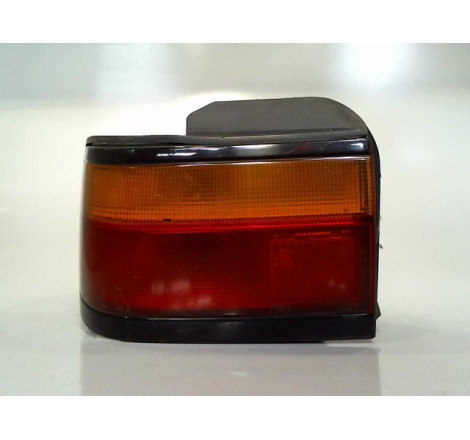 FEU ARRIERE GAUCHE  HONDA ACCORD BERL. VI 1993-1996