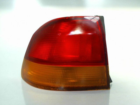 FEU ARRIERE GAUCHE  HONDA CIVIC 1996