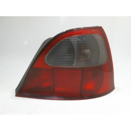 FEU ARRIERE DROIT ROVER 200 1997