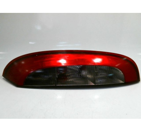 FEU ARRIERE DROIT OPEL CORSA III Phase 1 (C) 2000-2003