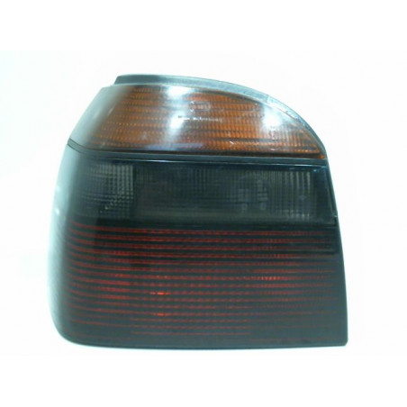 FEU ARRIERE GAUCHE  VOLKSWAGEN GOLF 1996