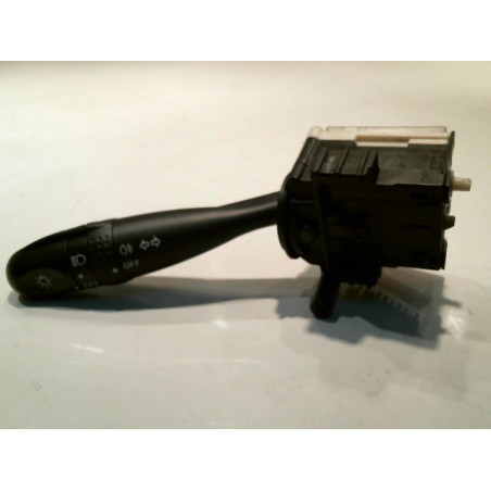 COMMANDE ECLAIRAGE TOYOTA YARIS 0