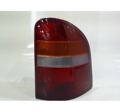 FEU ARRIERE DROIT FORD MONDEO CLIPPER I Phase 2 1996-2000