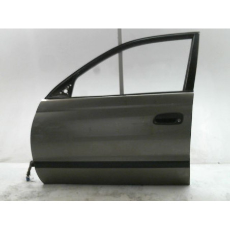 PORTE AVANT GAUCHE TOYOTA CARINA 1995