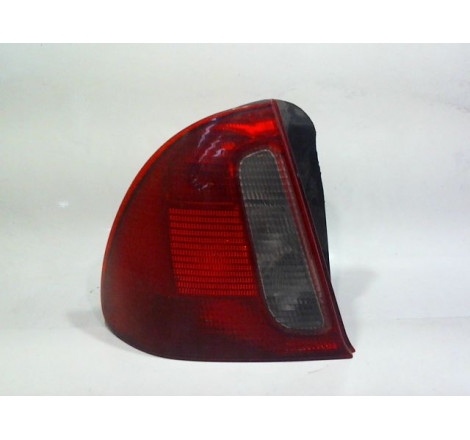 FEU ARRIERE GAUCHE  ROVER 400 BERL. II 1996-2000