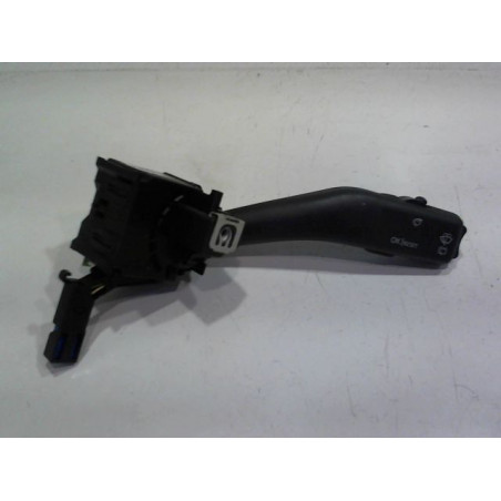 COMMANDE ESSUIE GLACE VOLKSWAGEN GOLF 2004