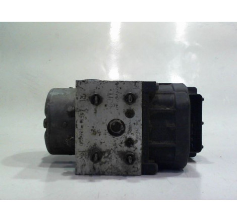 UNITE HYDRAULIQUE ABS TOYOTA AVENSIS BERL. I Phase 1 1998-2000