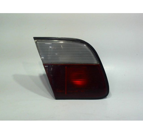 FEU ARRIERE INTERIEUR GAUCHE NISSAN ALMERA I Phase 1 1995-1998