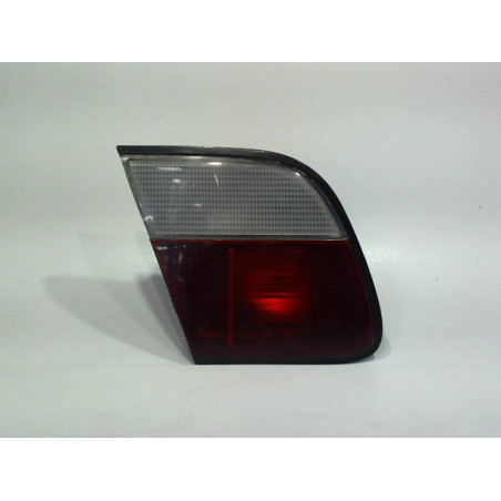FEU ARRIERE INTERIEUR GAUCHE NISSAN ALMERA 1997