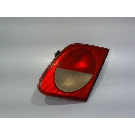 FEU ARRIERE INTERIEUR DROIT MERCEDES E220 1995