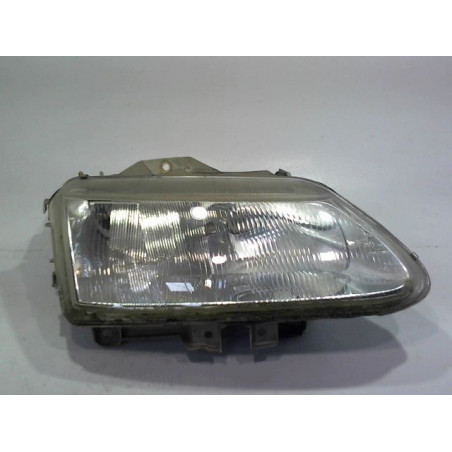 PHARE DROIT RENAULT ESPACE 1997