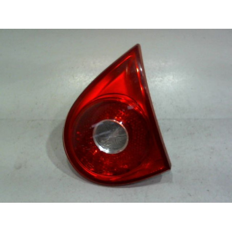 FEU ARRIERE INTERIEUR DROIT VOLKSWAGEN GOLF 2005