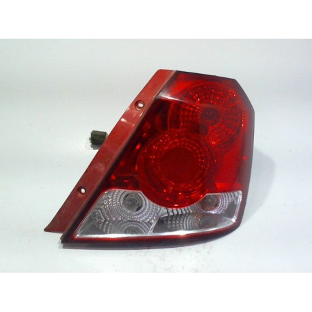 FEU ARRIERE DROIT GM DAEWOO KALOS 2003
