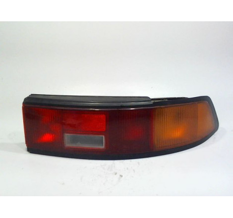 FEU ARRIERE DROIT MAZDA 323F ASTINA FAMILIA IV 1989-1994
