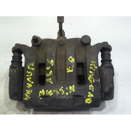 ETRIER DE FREIN AVANT DROIT NISSAN KING-CAB 2003