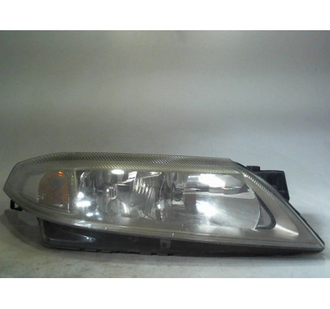 PHARE DROIT RENAULT LAGUNA II Phase 1 2000-2005