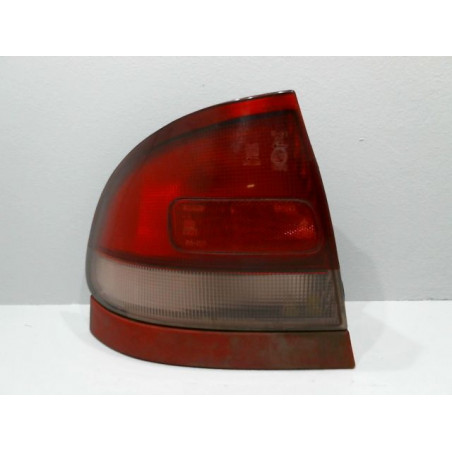 FEU ARRIERE GAUCHE  MAZDA 626 1993