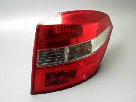FEU ARRIERE DROIT RENAULT LAGUNA 2009