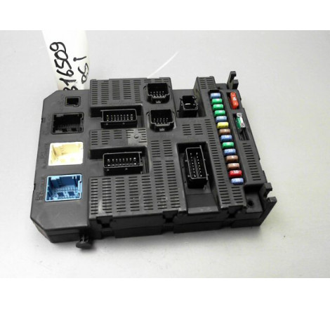 BOITE A FUSIBLES PEUGEOT 207 2006-2013