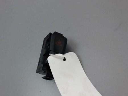 BOUTON DE WARNING RENAULT MEGANE 2012