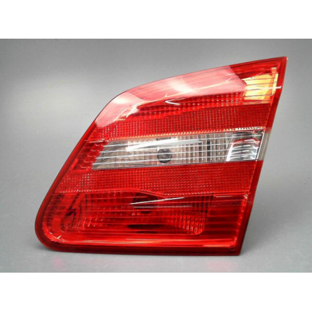 FEU ARRIERE INTERIEUR DROIT MERCEDES CLASSE B 2012