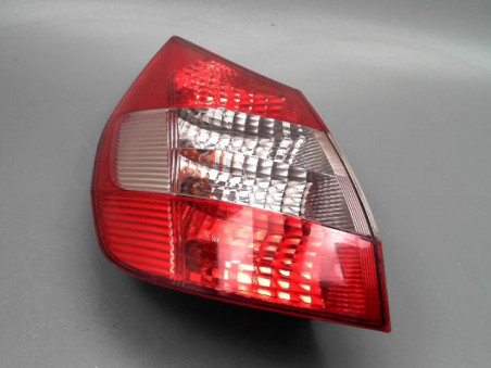 FEU ARRIERE GAUCHE  RENAULT MEGANE 2003