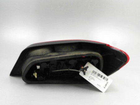 FEU ARRIERE GAUCHE  PEUGEOT 306 2000